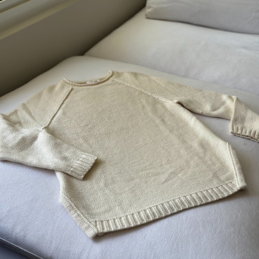 Cozy Banana Republic Crewneck Sweater (L)**